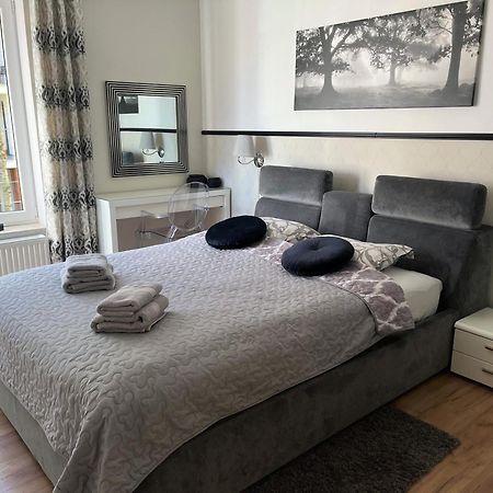 Apartamento Apartament Polanki Z Basenem Blisko Plazy Kołobrzeg Exterior foto