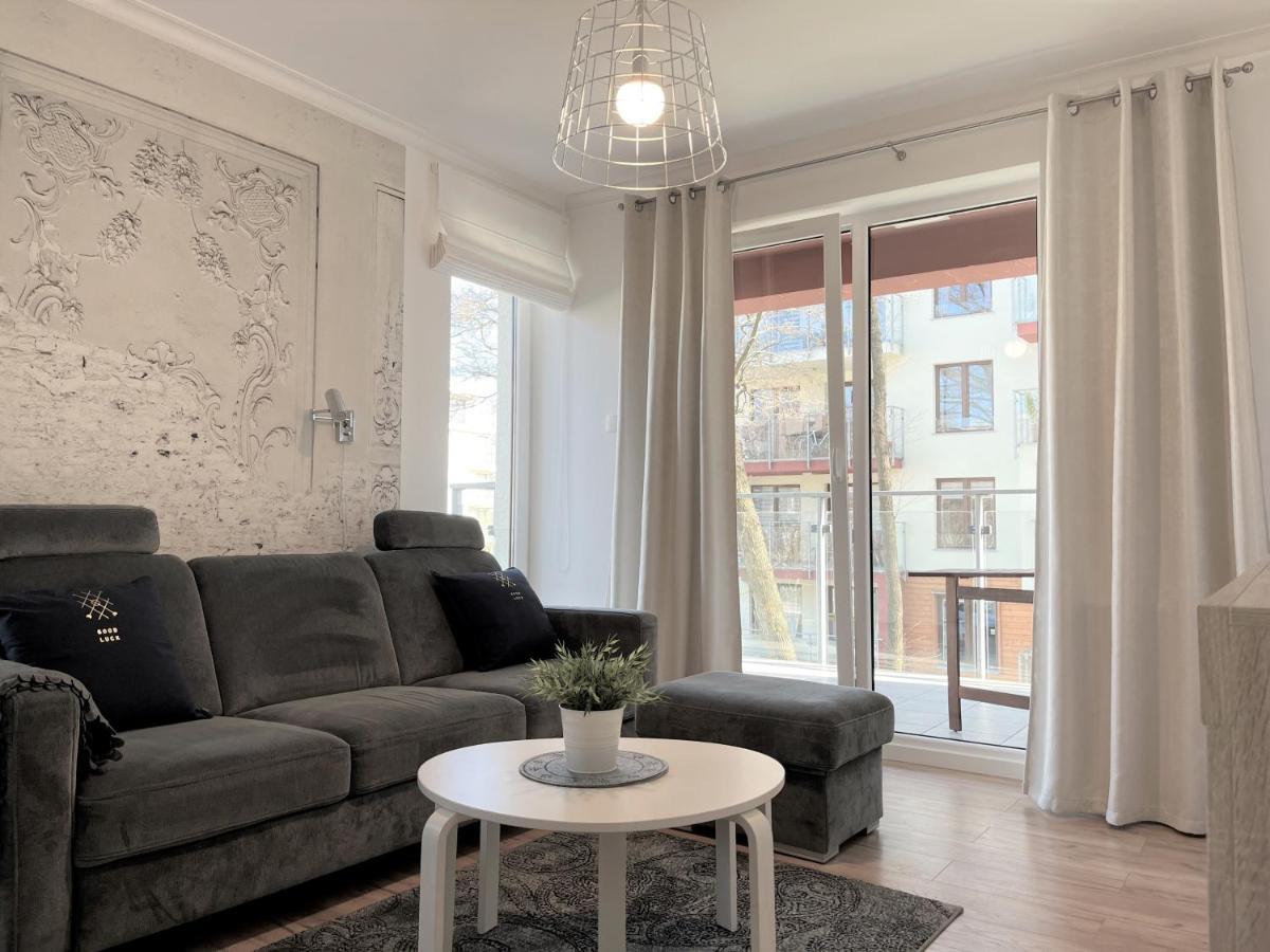 Apartamento Apartament Polanki Z Basenem Blisko Plazy Kołobrzeg Exterior foto