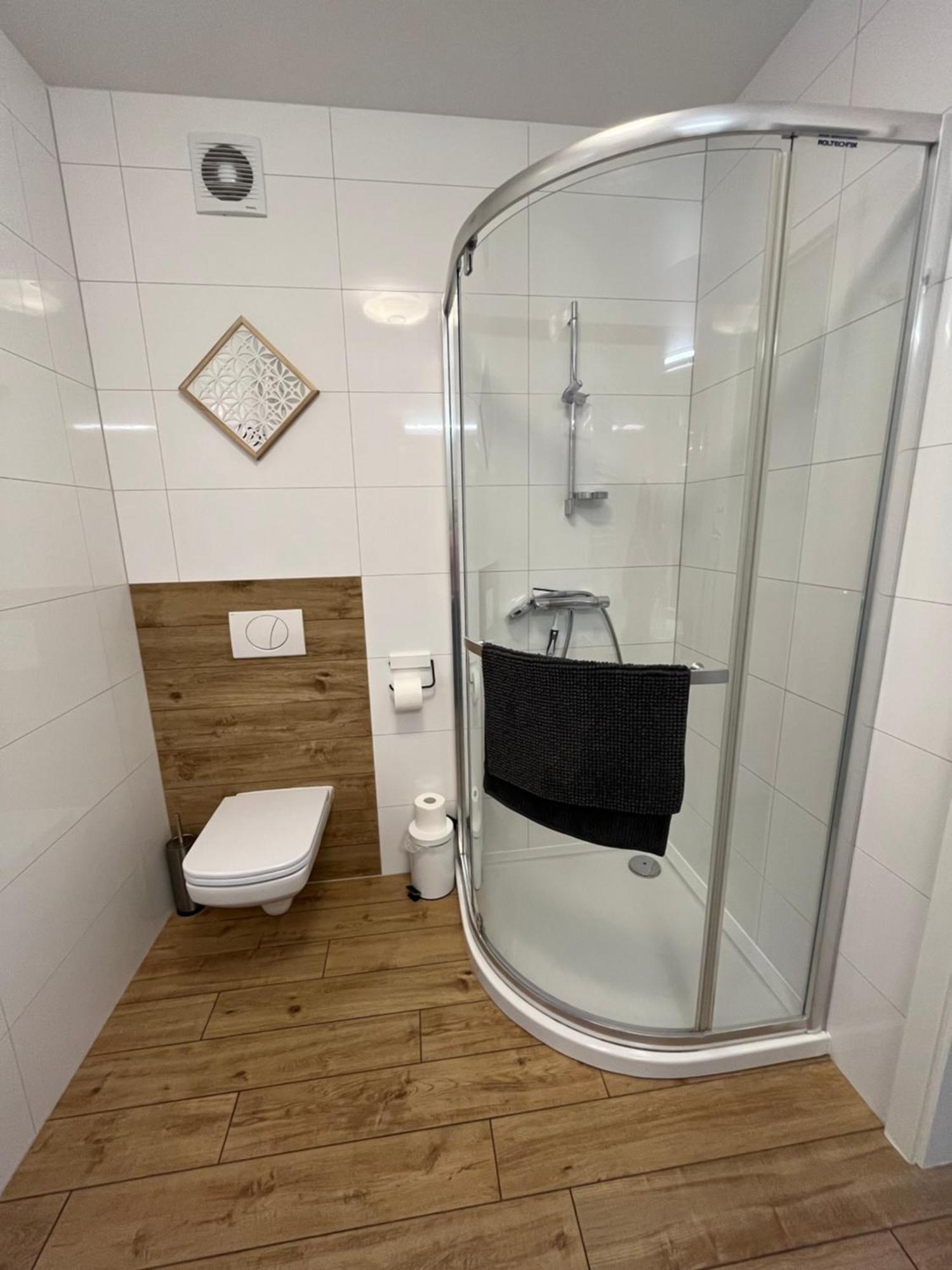Apartamento Apartament Polanki Z Basenem Blisko Plazy Kołobrzeg Exterior foto