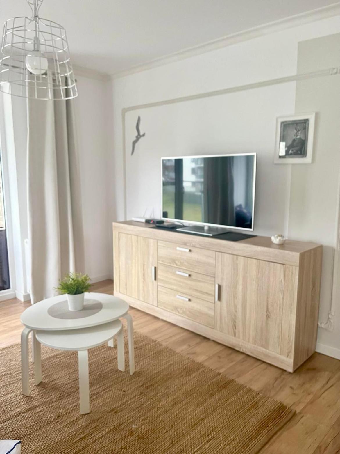 Apartamento Apartament Polanki Z Basenem Blisko Plazy Kołobrzeg Exterior foto